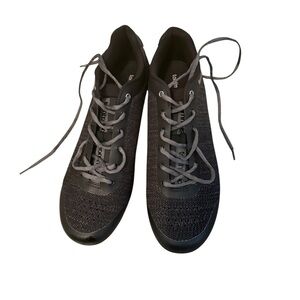 Tommaso men’s size 12 black cycling shoes